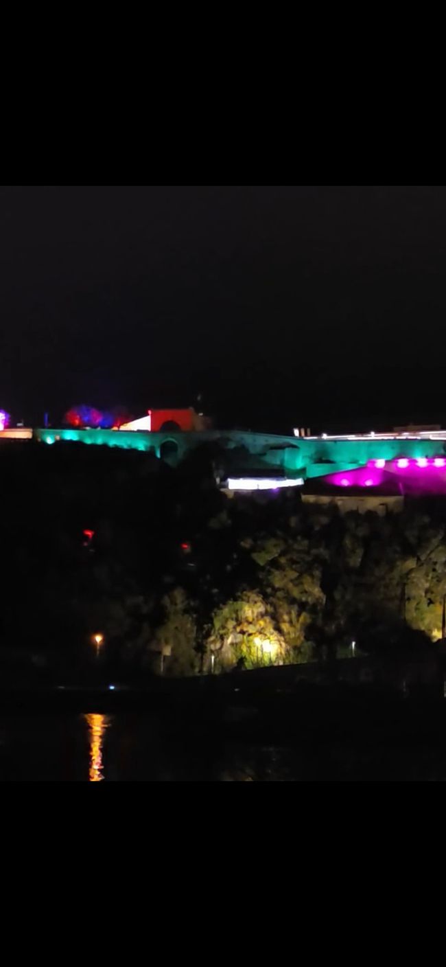 mit Lichtilluminationen