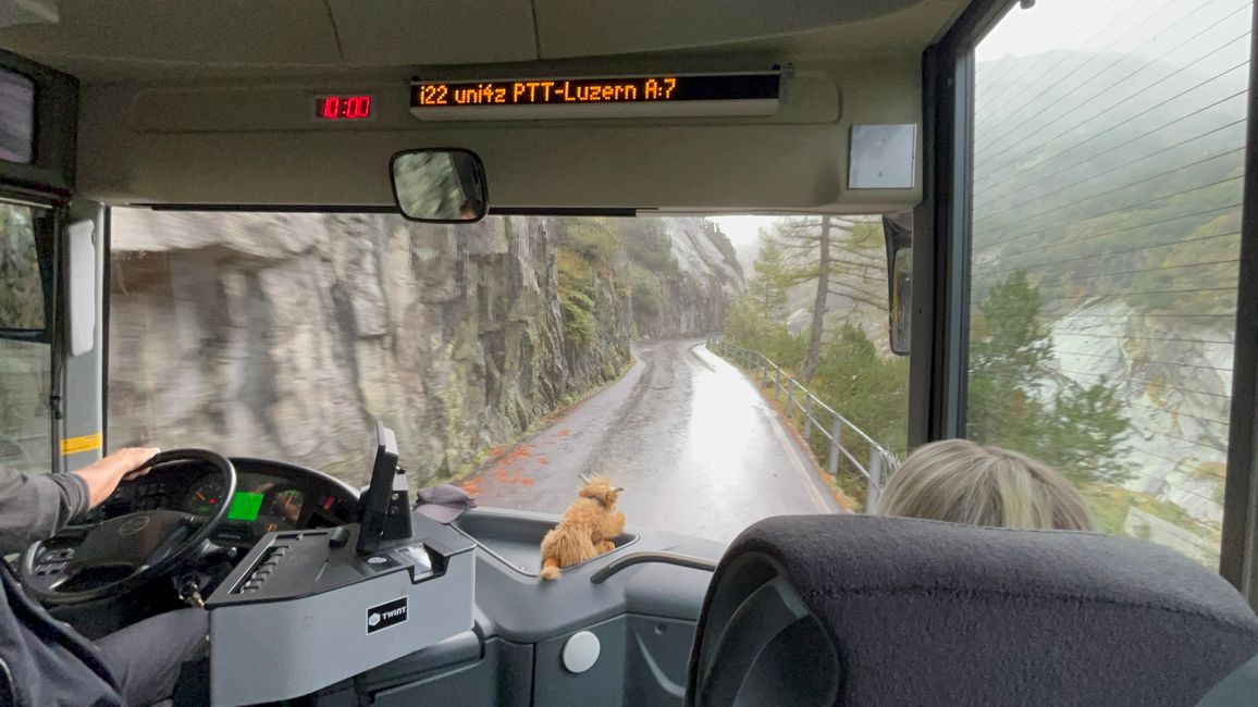 Abenteuerlich den Grimselpass hoch