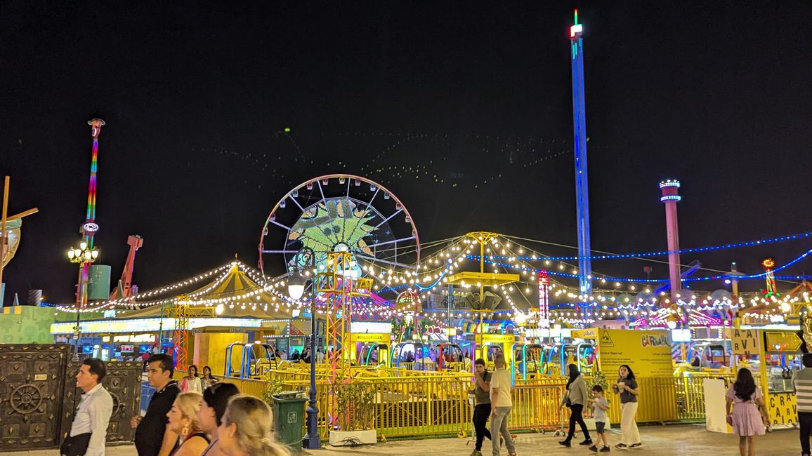 Tag 6 (2024) Drei Kirchen, Saadiyat Beach Club & Global Village