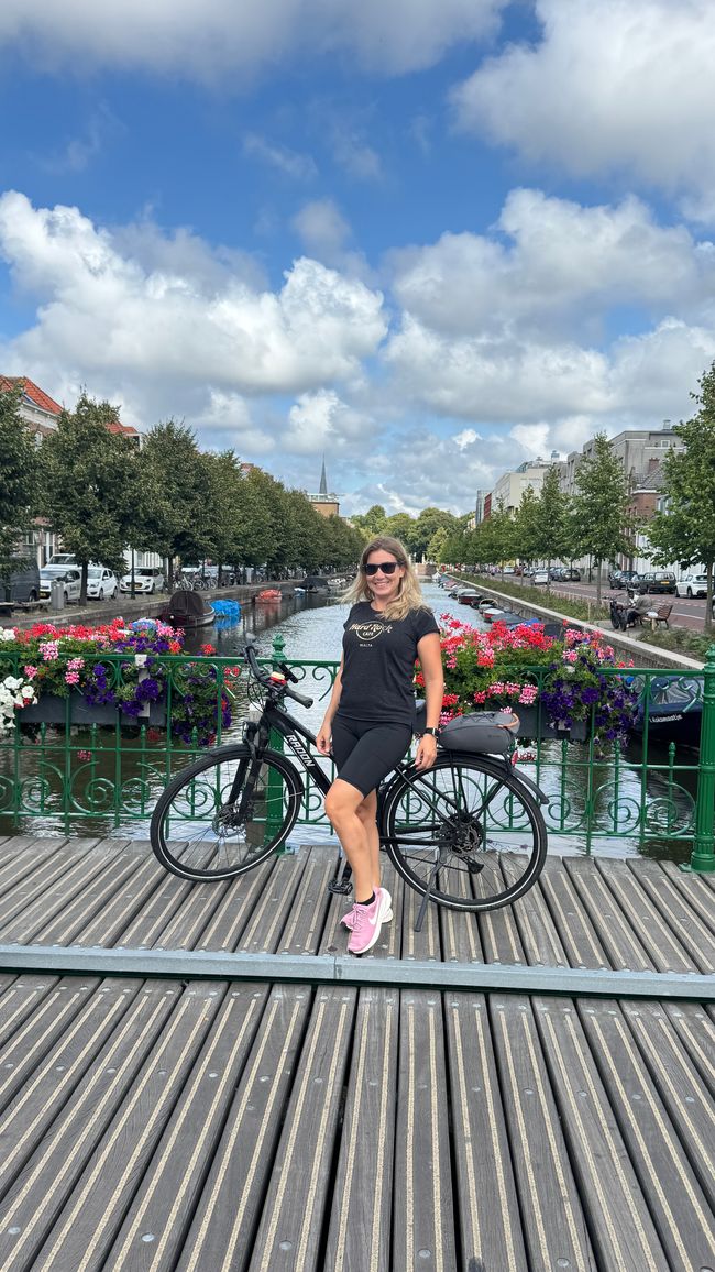 Reise durch 7 Länder – 3.250 km mit Wohnmobil 445km mit Rad
Österreich🇦🇹
Deutschland🇩🇪
Luxemburg🇱🇺
Frankreich🇫🇷
Niederlande🇳🇱
Tschechien🇨🇿
Belgien🇧🇪