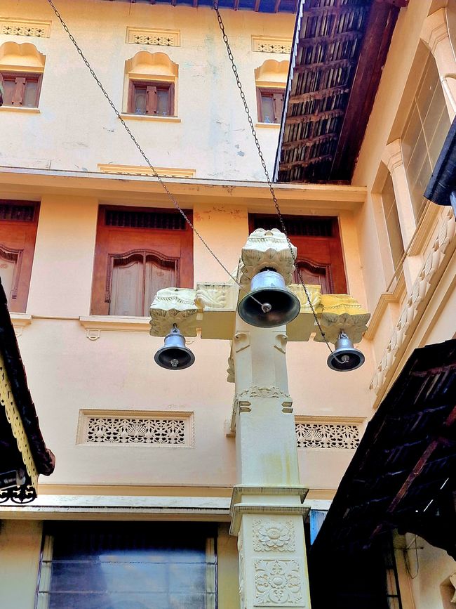 Kandy - Diente de Buda y 'la santa oásis de paz y iluminación'.