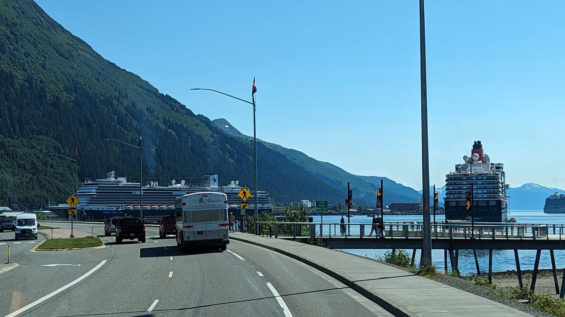 Etiqueta 24: Viaje a Juneau: Erupción de glaciares y 20.000 turistas