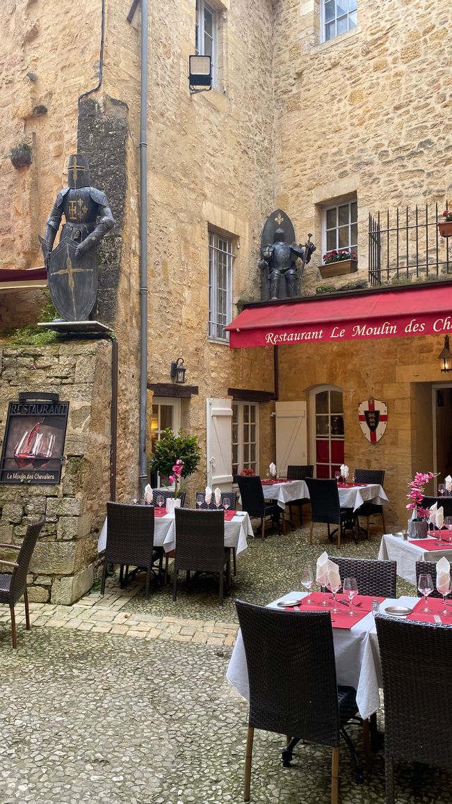 Vulkanlandschaft
Puy de Dôme und Sarlat-La-Canéda