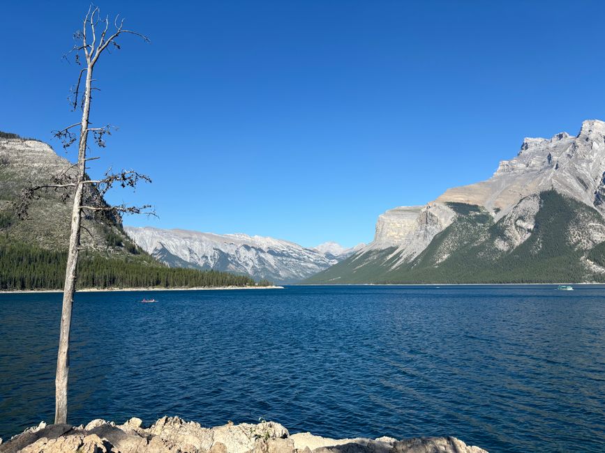 Lake Minnewanka 