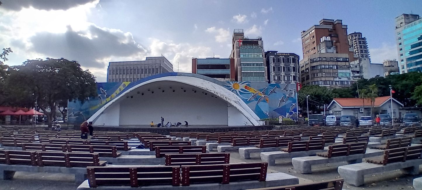 Taipéi / Salón Conmemorativo de Chiang Kai-shek / Plaza de la Paz