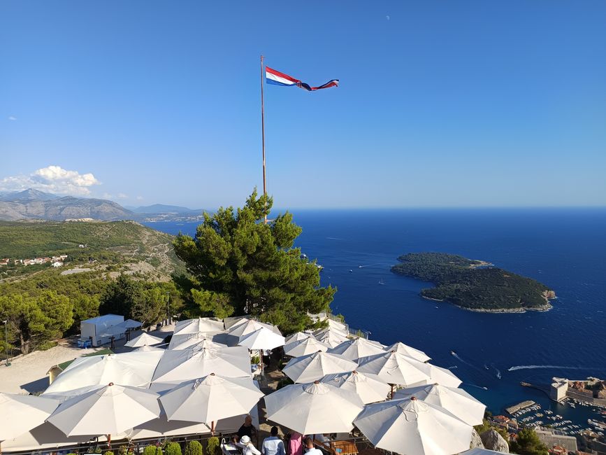 Blick vom Berg auf die Insel Lokrum