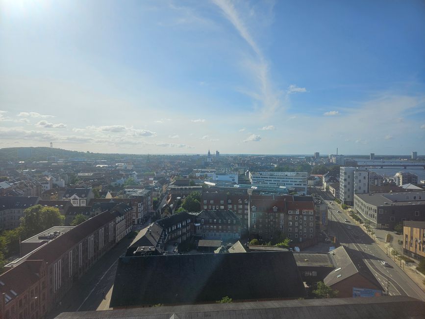 Nordkraft ● Ausblick von der Plattform 13. Etage