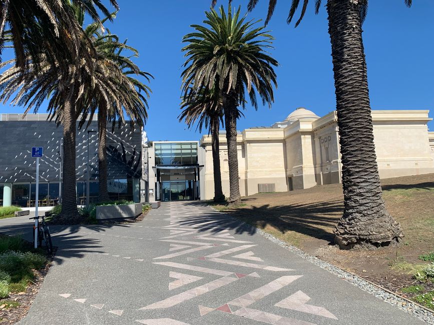 19_WHANGANUI AND SARJEANT GALLERY