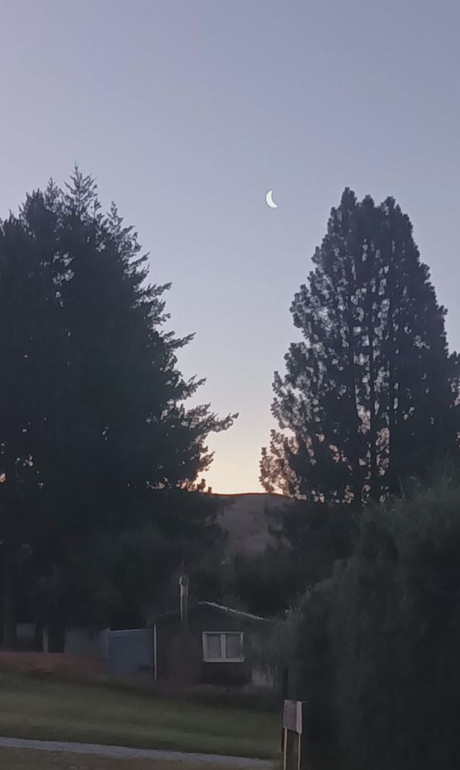 La lune se lève aussi