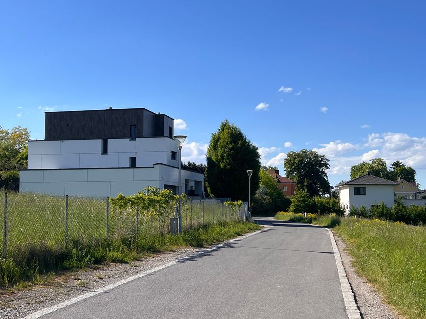 12 a Wiener Neustadt