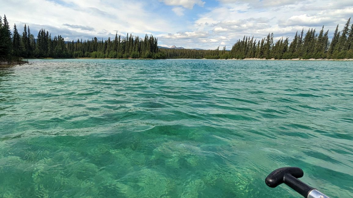 Canoe room Boya Lake