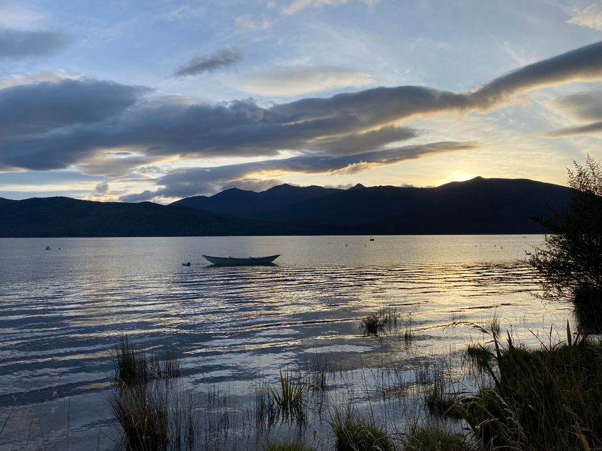 Snapshot Lake Te Anau