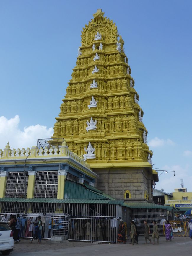 Der Sri Chamundeshwari Temple ist gut besucht