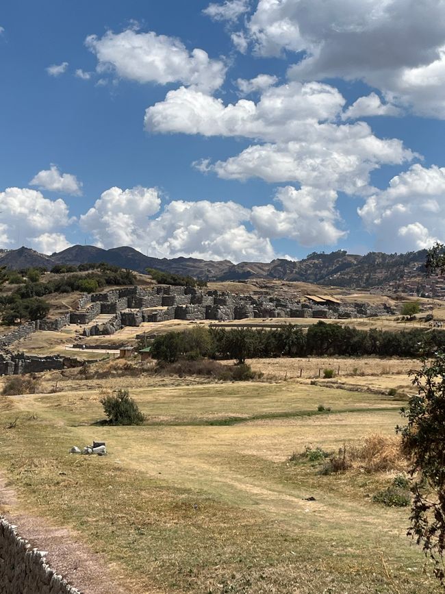 Tag 12
Wanderung zum Sacsayhuaman und de Cristo Balnco