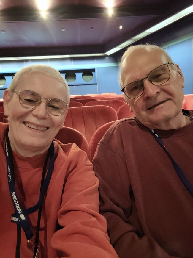 Tag 27: Heute mal zum Ausklang des Tages ins Kino.