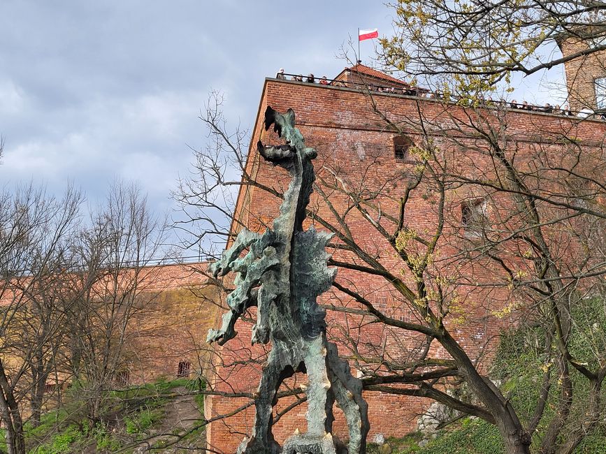 Dragon devant le château
