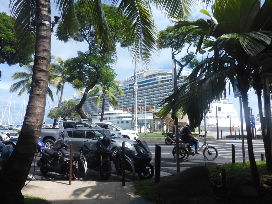 Die Royal Princess liegt im Hafen