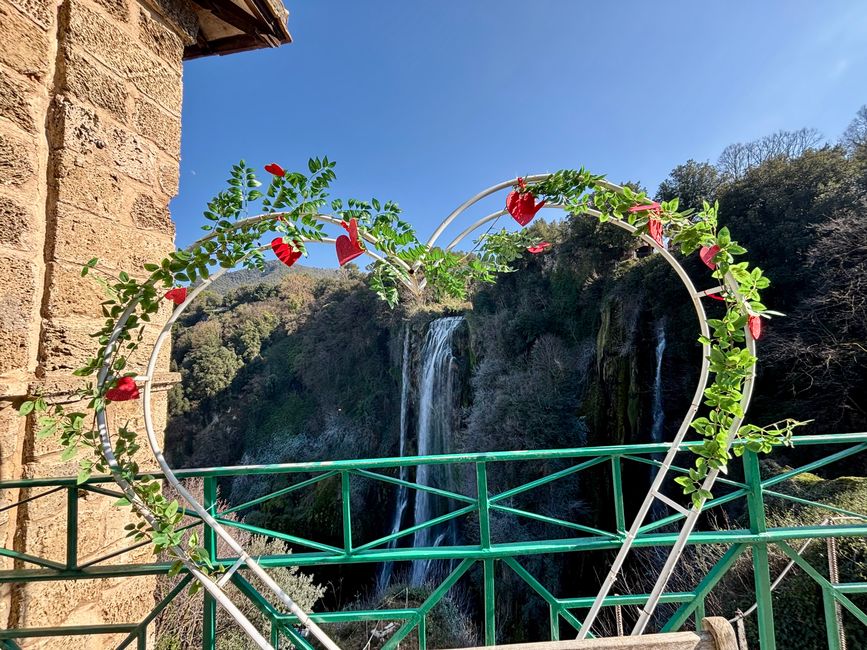 Cascate delle Marmore und Pitigliano