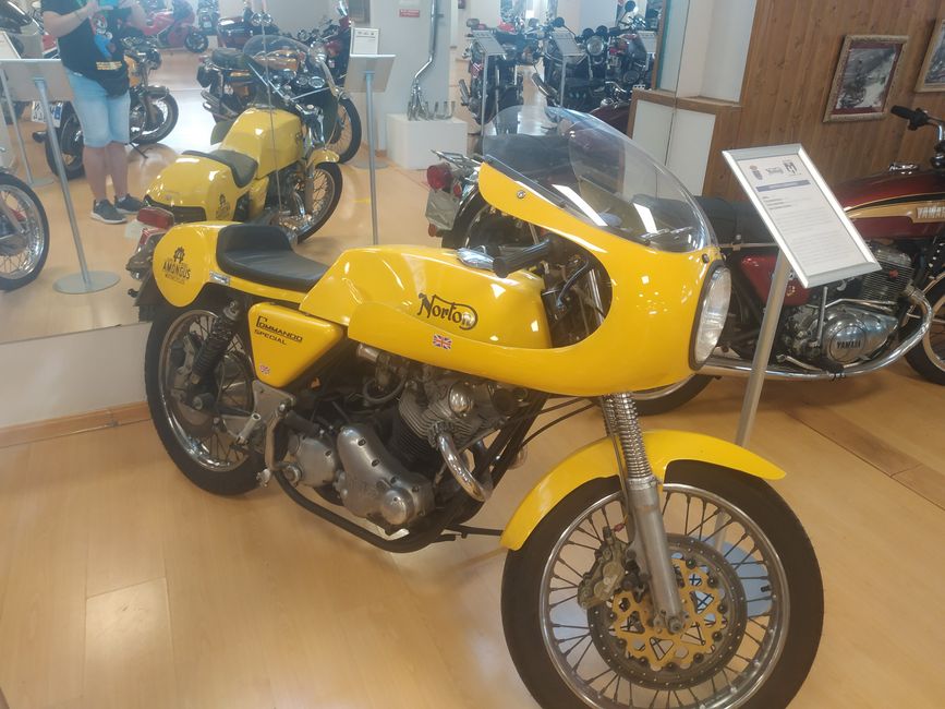 Museum of Historic Motorcycles (Santa Marta de Tormes, Salamanca)