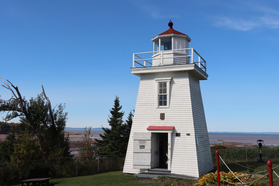 Walton Lighthouse