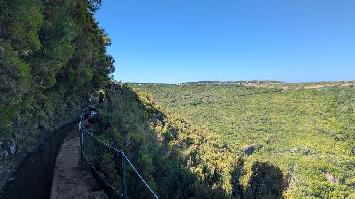 Tag 11: Levada do Alecrim und ein Open Air Festival