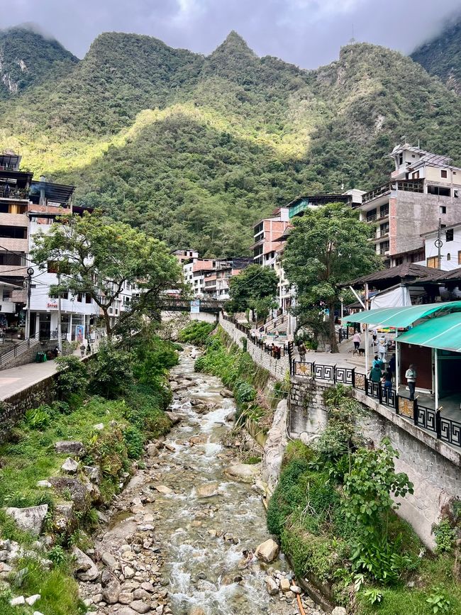 👷♂️Tag 30-2 (2.11.) Viaggio da Cusco ad Aguas Calientes ai piedi del Machu Picchu