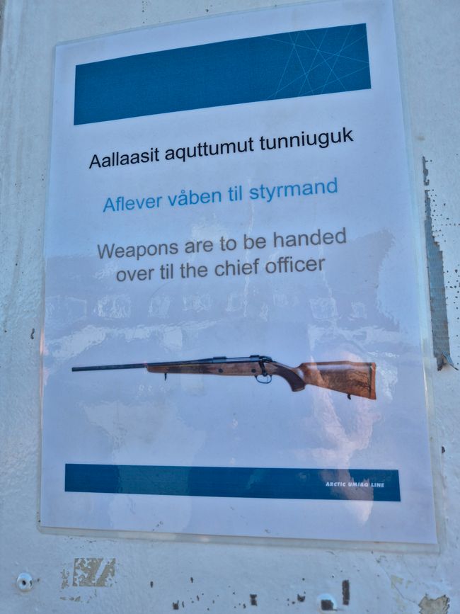 Deutliche Ansage. Nicht, dass es im (Panorama)Salo(o)n zu einer Schießerei kommt...