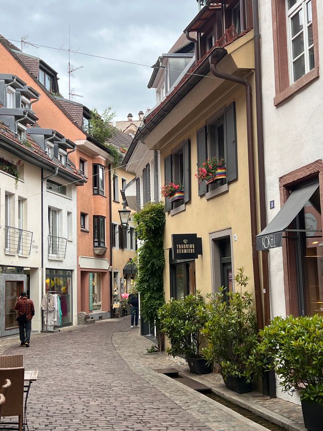 25b Spaziergang durch Freiburg