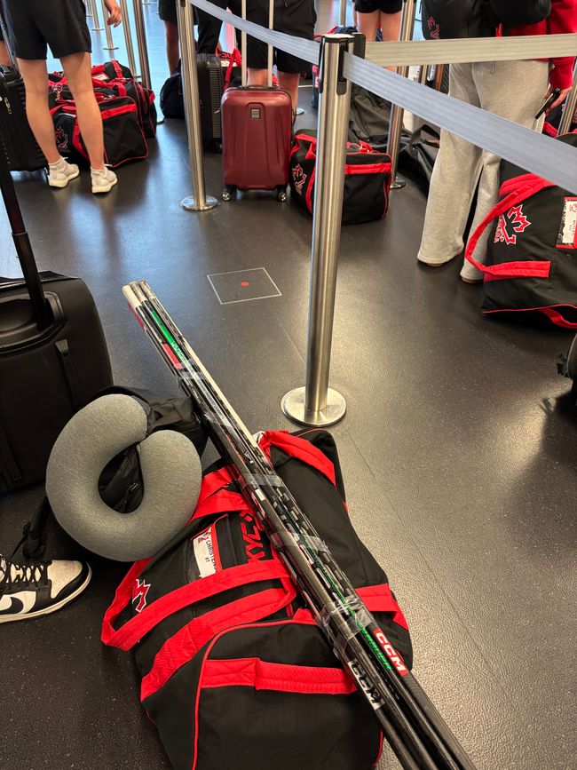 Eh normal wenn man nach Canada fliegt, oder?