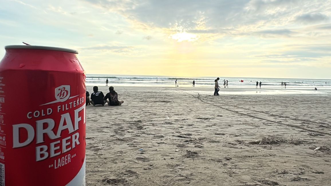 ...und Bierchen am Strand