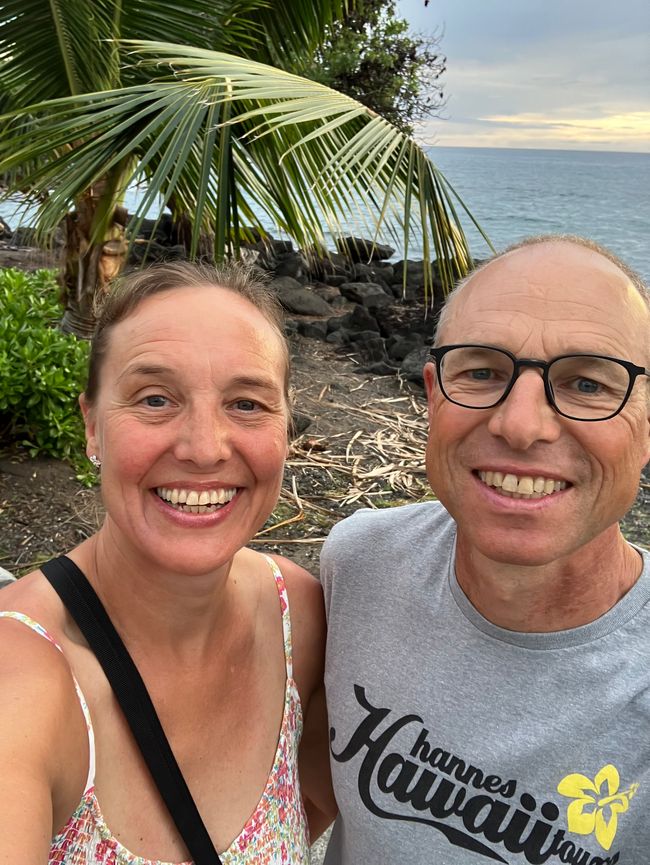 On our way to the last dinner on big island 🏝️ 