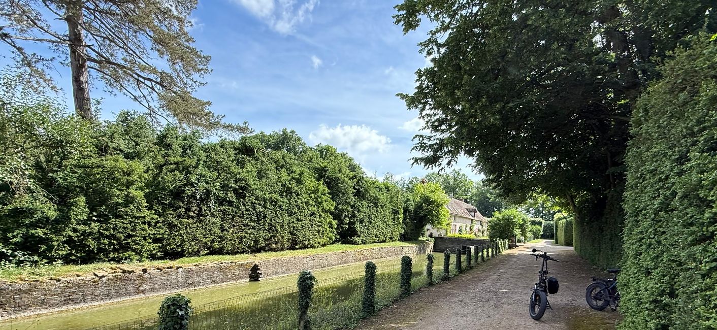 Gesindehäuser Schloss Saint-Germain-lès-Buxy