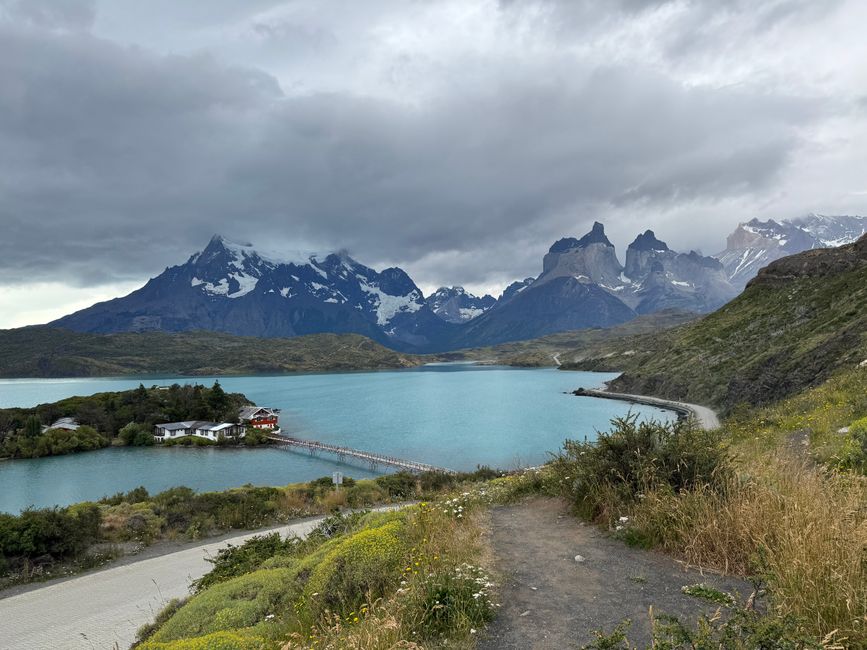Puerto Natales & Torres del Paine