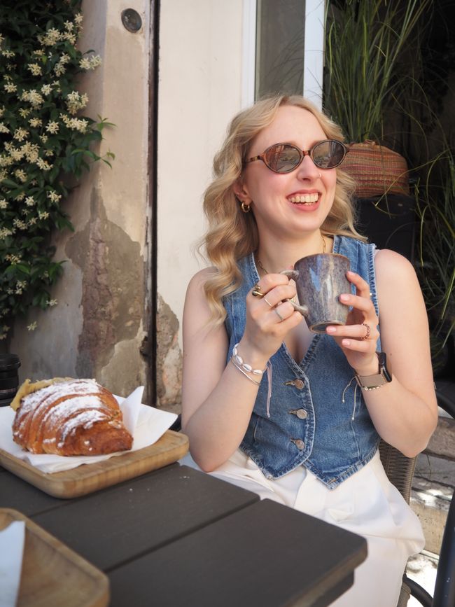 10.05.25 | Giornata da Turista con macchia di fragola e prima volta con la pasta 353