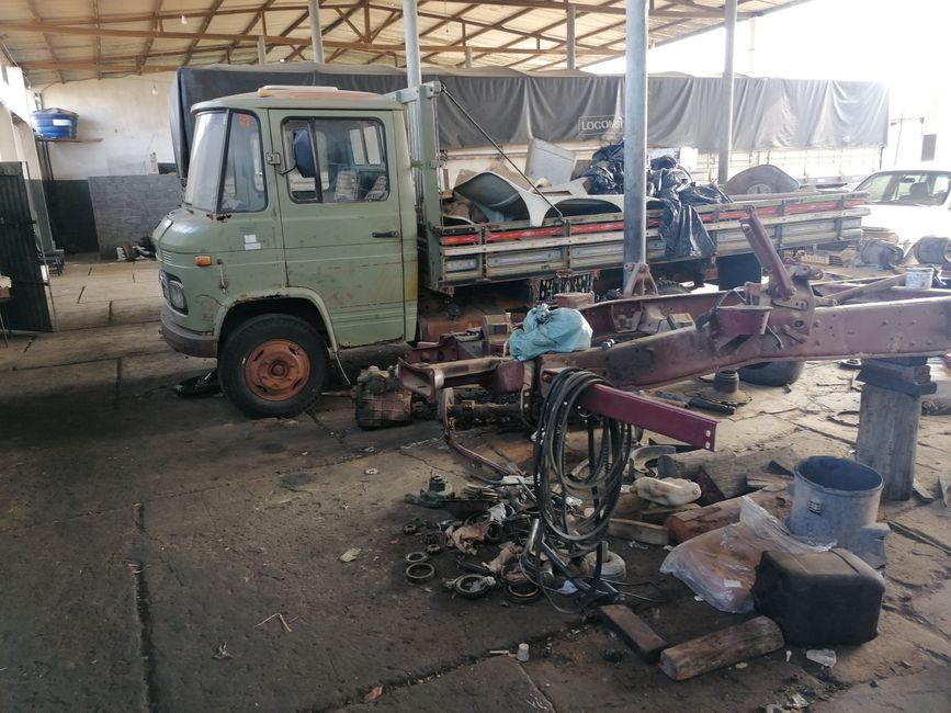 Brasil, taller de autos, accidente y familia Mayer