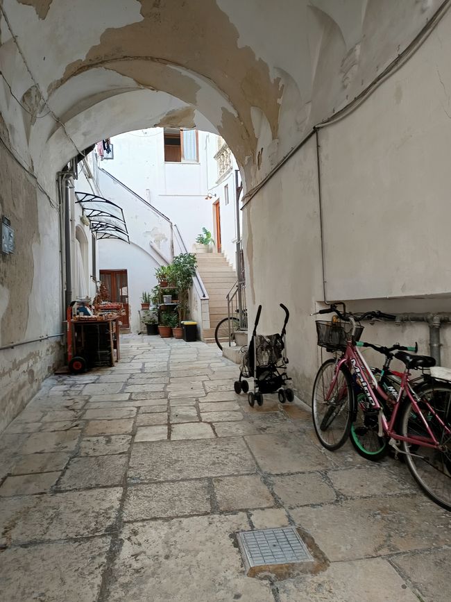 Decoro sulla facciata delle case