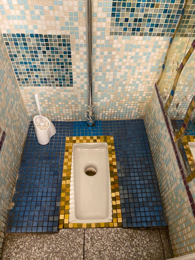 …und ganz besondere Toiletten…