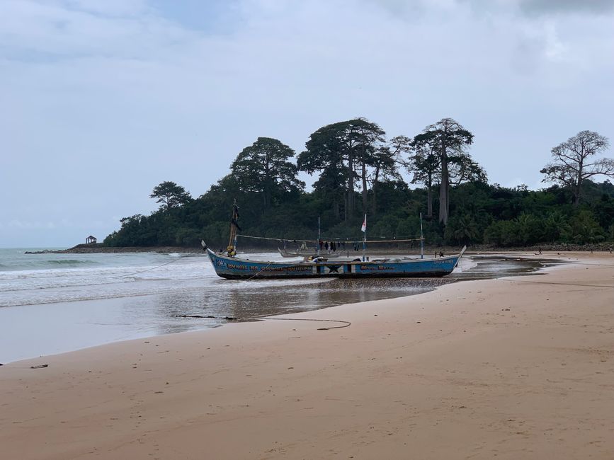 Busua, Cape Three Points, Nzulezu 
