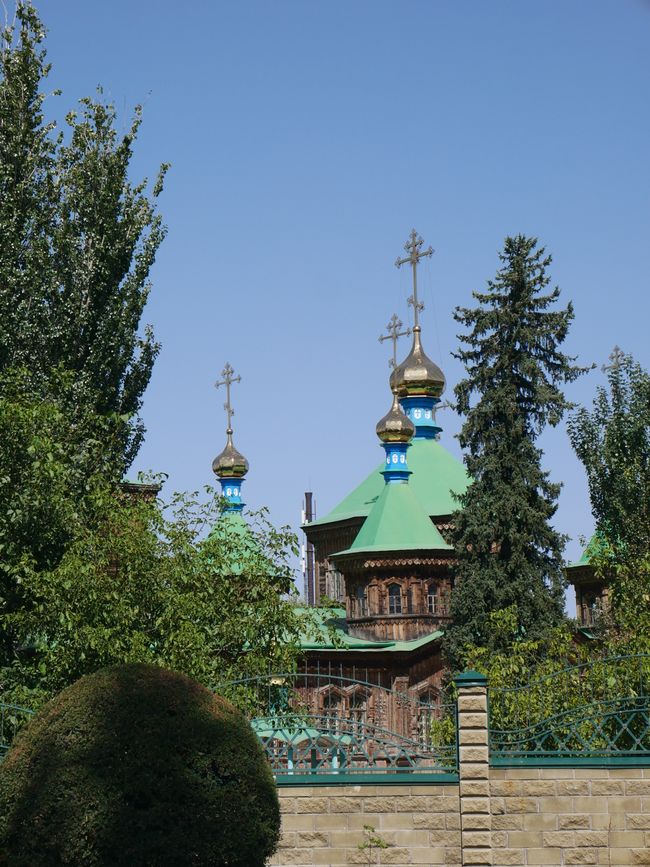 Passeggiare e gustare a Karakol