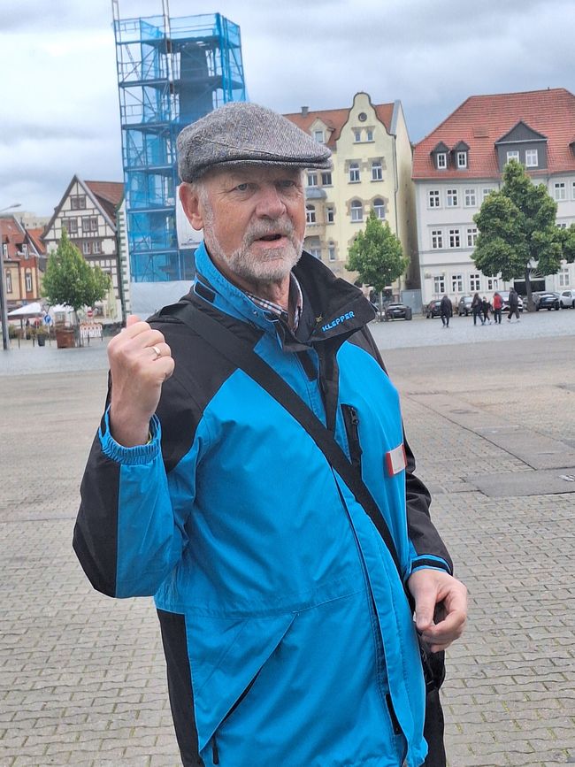 et Monsieur Klaus H selbarth