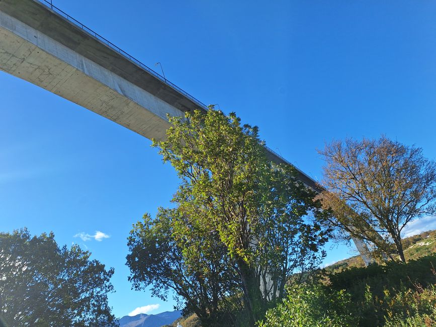 Brücke über den Salstraumen