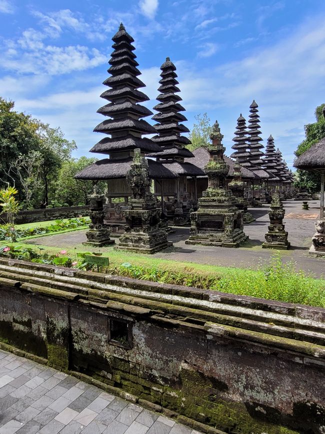 Tag 111/112 und 113 von 175: Kreuzfahrt rund um die Welt - Benoa/Bali und Seetag