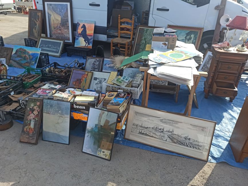 Mercadillo de 2ª mano "l'Encant de l'Empordà" (Verges, Baix Empordà, Girona)