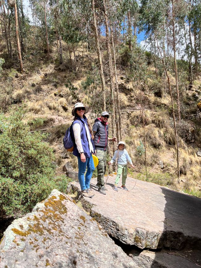 Day 17 
Mysterious hiking trail with "waterfall" somewhere in the Andes near Cusco
