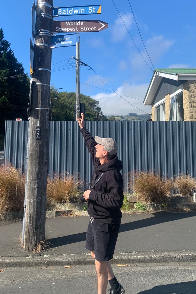 WORLD'S STEEPEST STREET