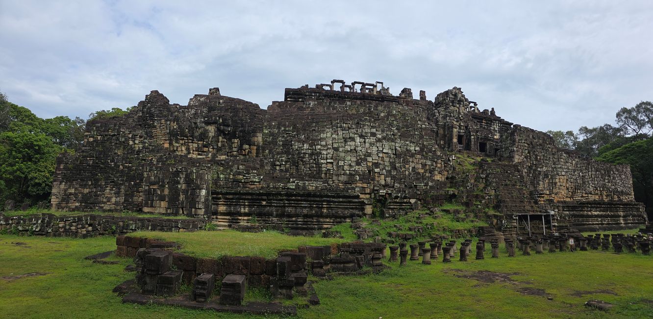 Angkor Wat & Wat Thom