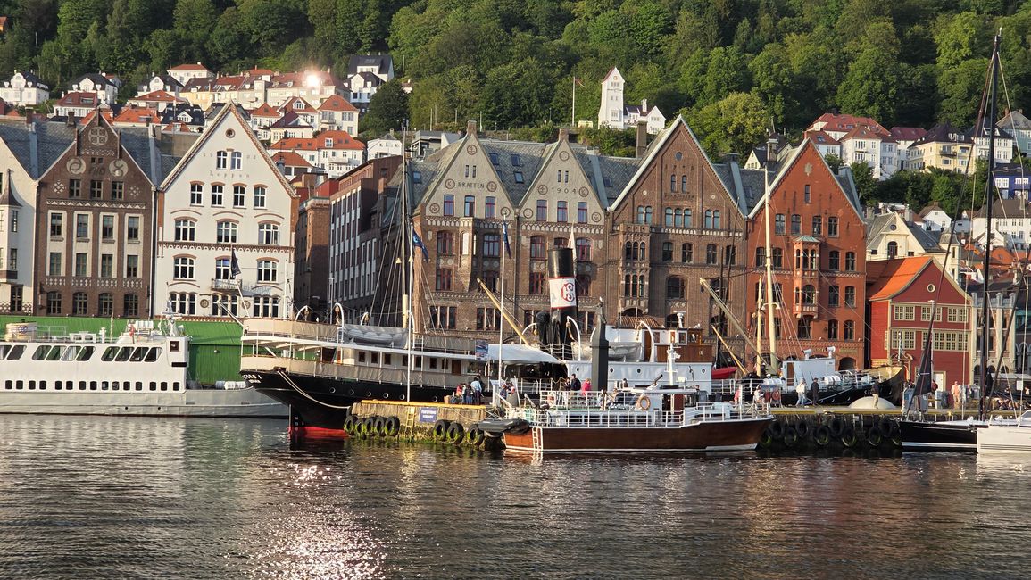 Visit to Bergen - Radtour - Fitjar