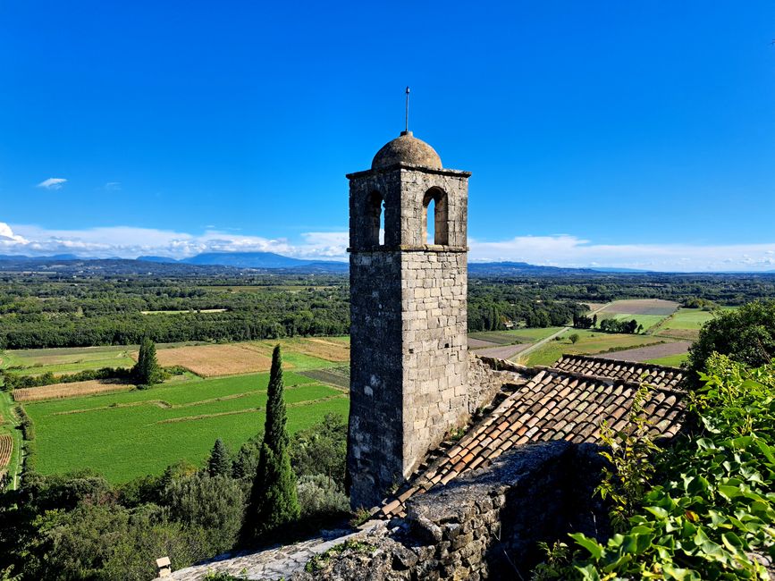 El Mont Ventoux se envuelve en nubes