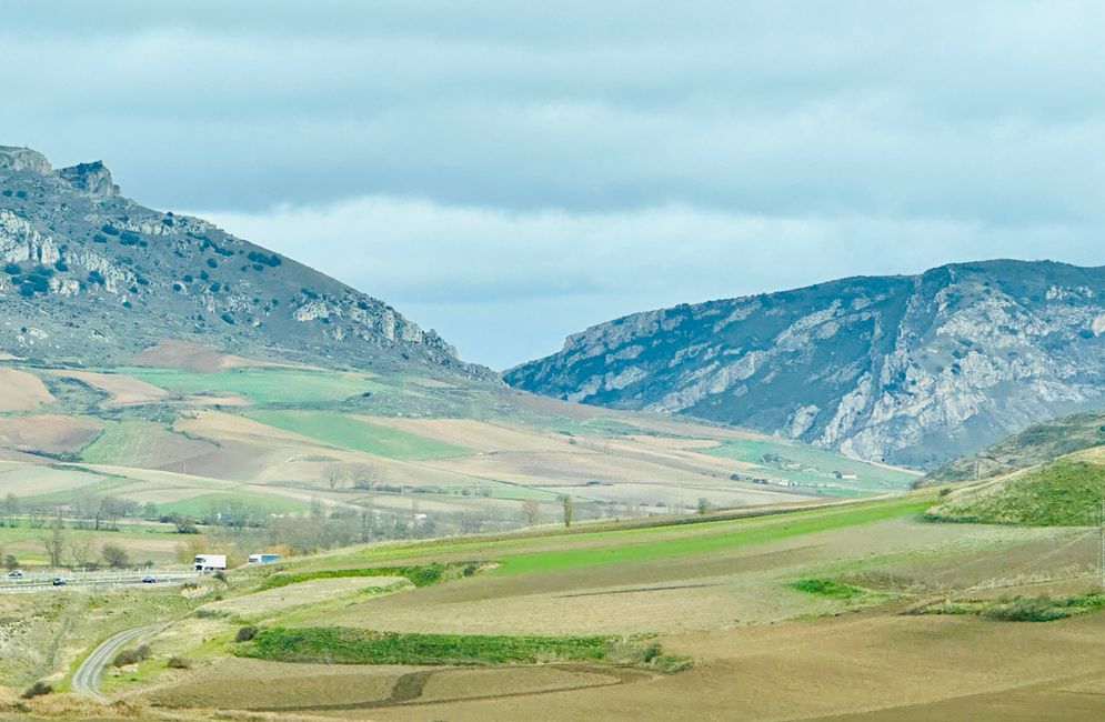 Von Salamanca nach Bilbao: Eine Reise durch Nebel, Berge und Wälder