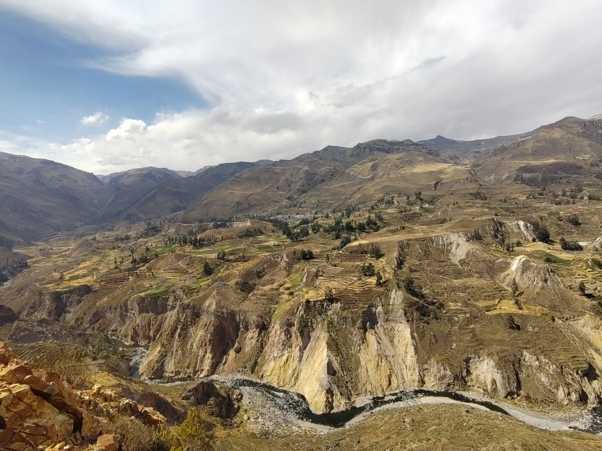 Arequipa: Beautiful Colca Canyon and the best almond peak in the world